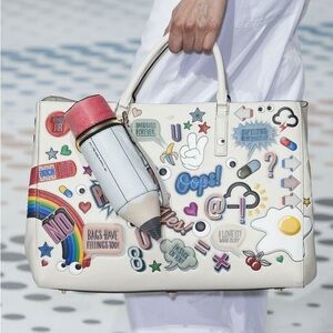 anya hindmarch maxi featherweight chevrons bag with Smiley Patch